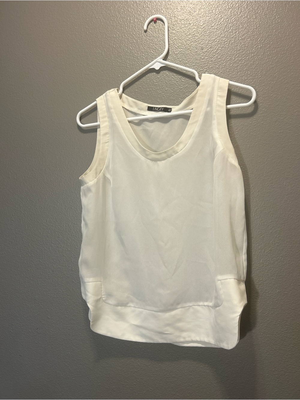 Incity Womens Ivory Sleeveless Scoop Neck Layered Blouse Tank Top Sz 42 Eur L